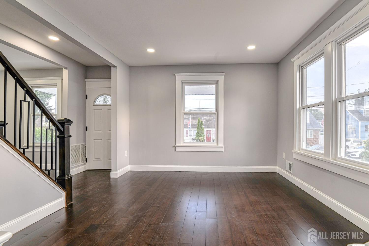 27 Elm Street, Edison, NJ, 08817 image 18