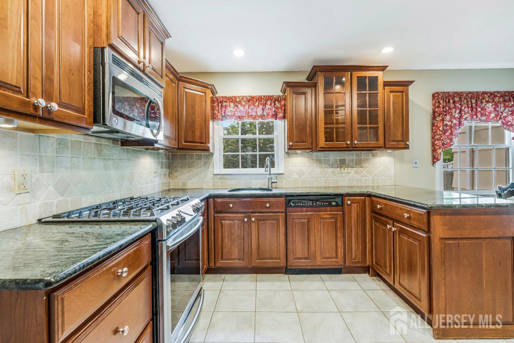 318 Ambrose Avenue, Middlesex, NJ, 08846 image 13