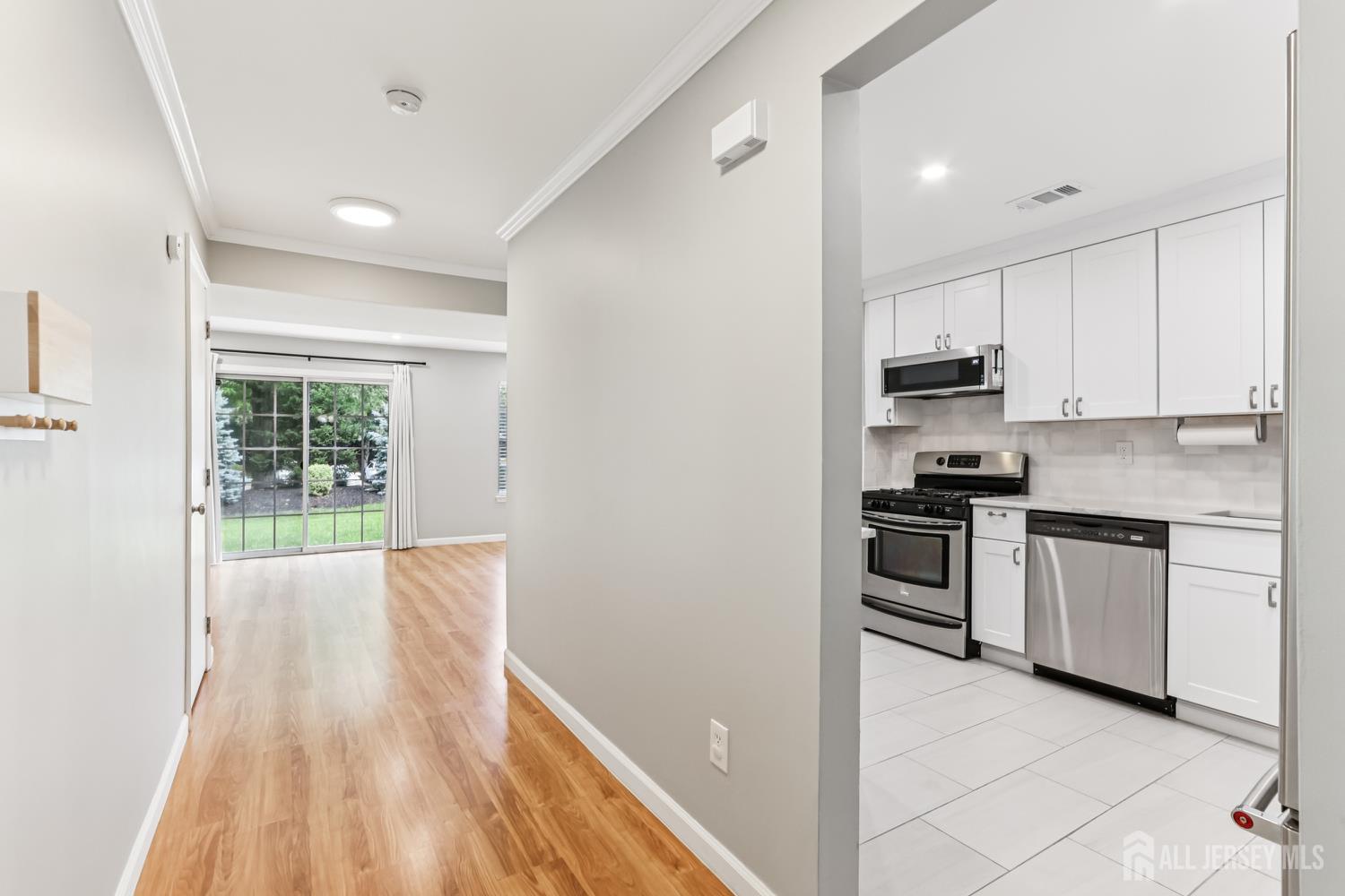 902 Plymouth Road Image 2