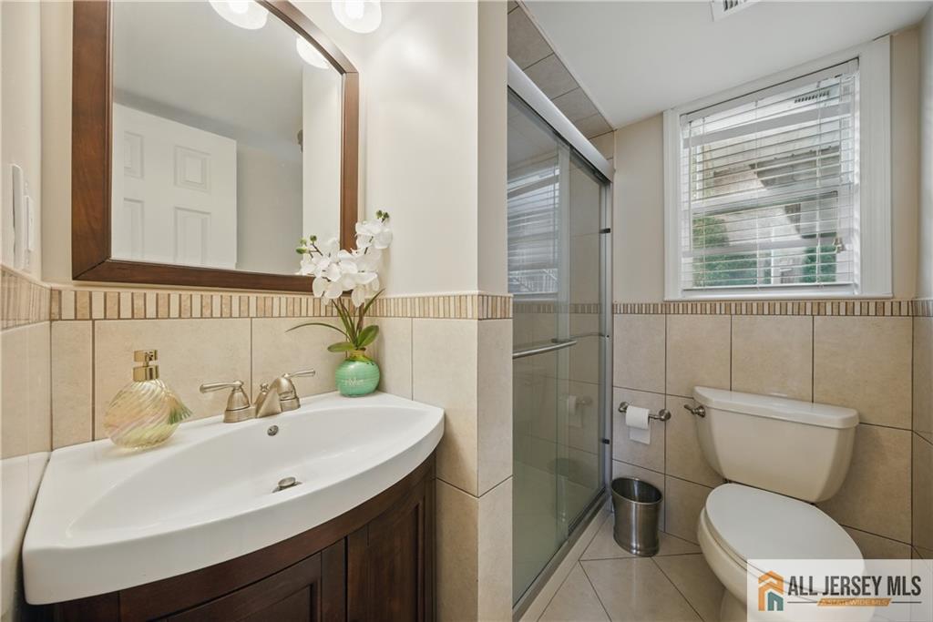 102 Murdock Street, Fords, NJ, 08863 image 32