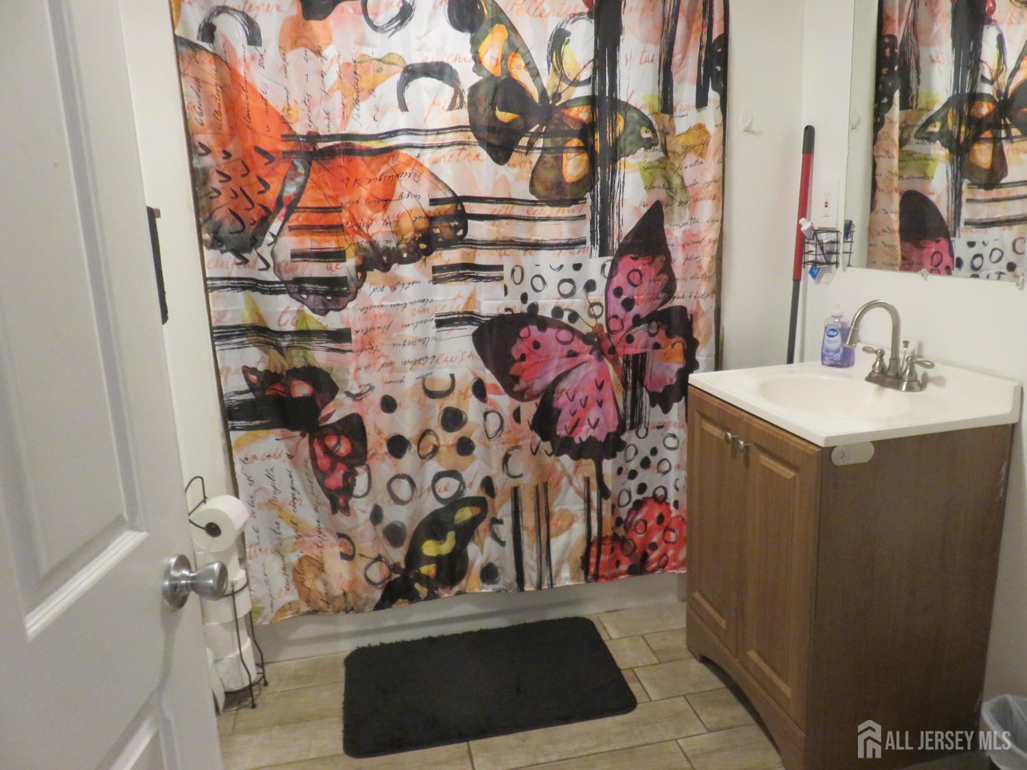 325 Goodwin Street, Perth Amboy, NJ, 08861 image 18