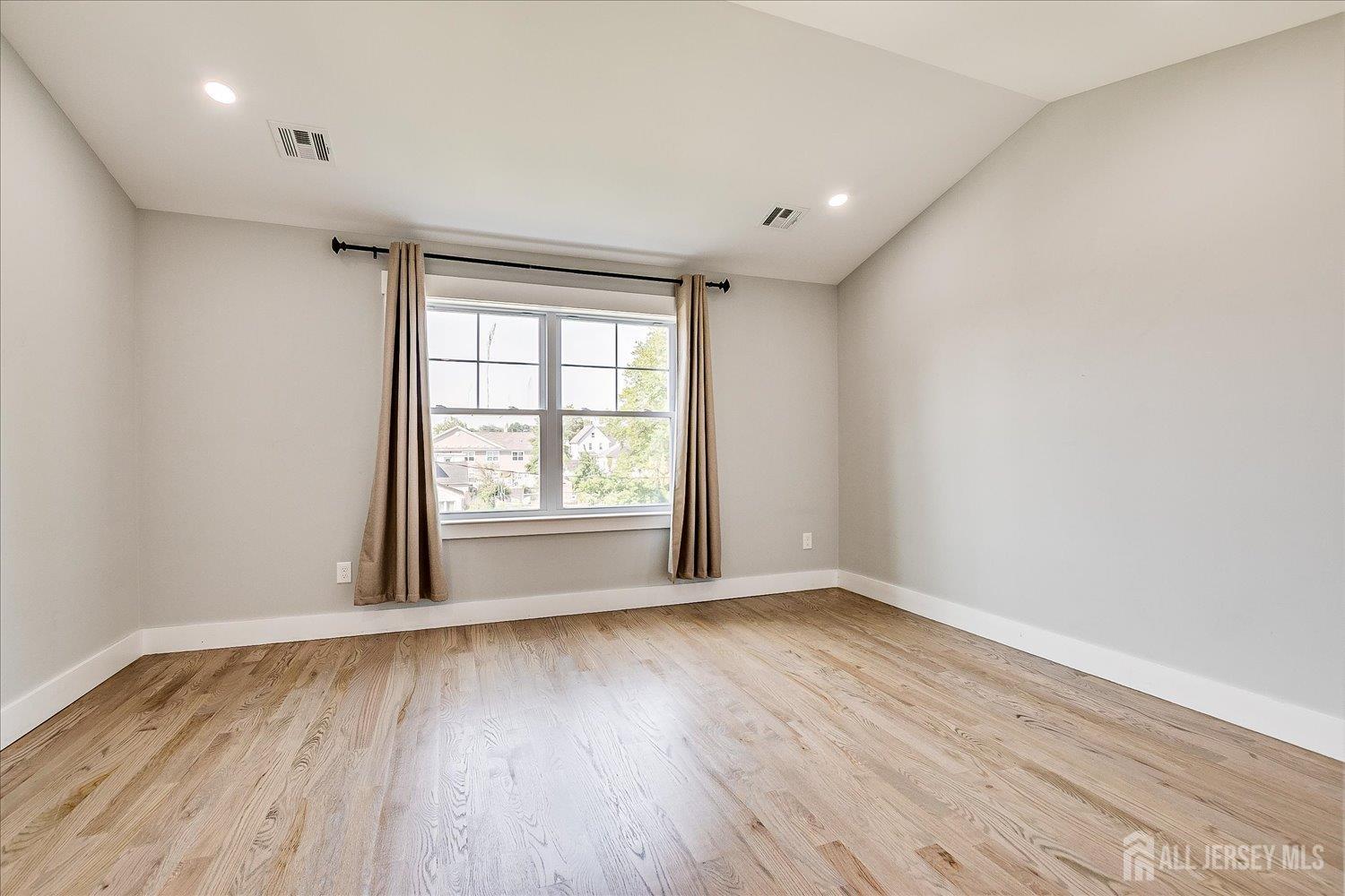 240 Main Street, South Amboy, NJ, 08879 image 18