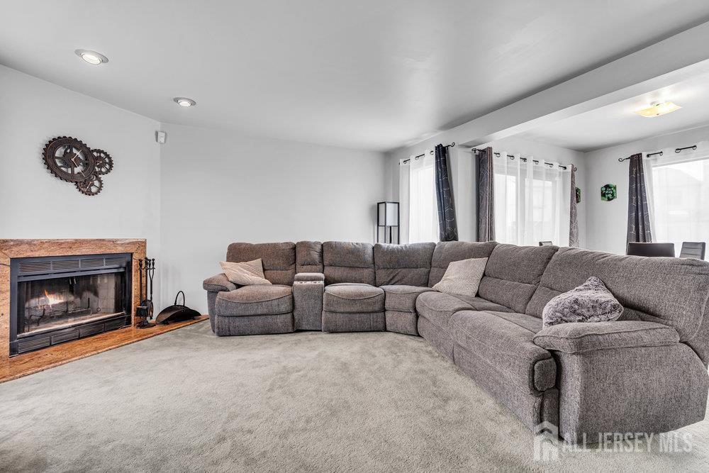 266 Silver Lane Image 5