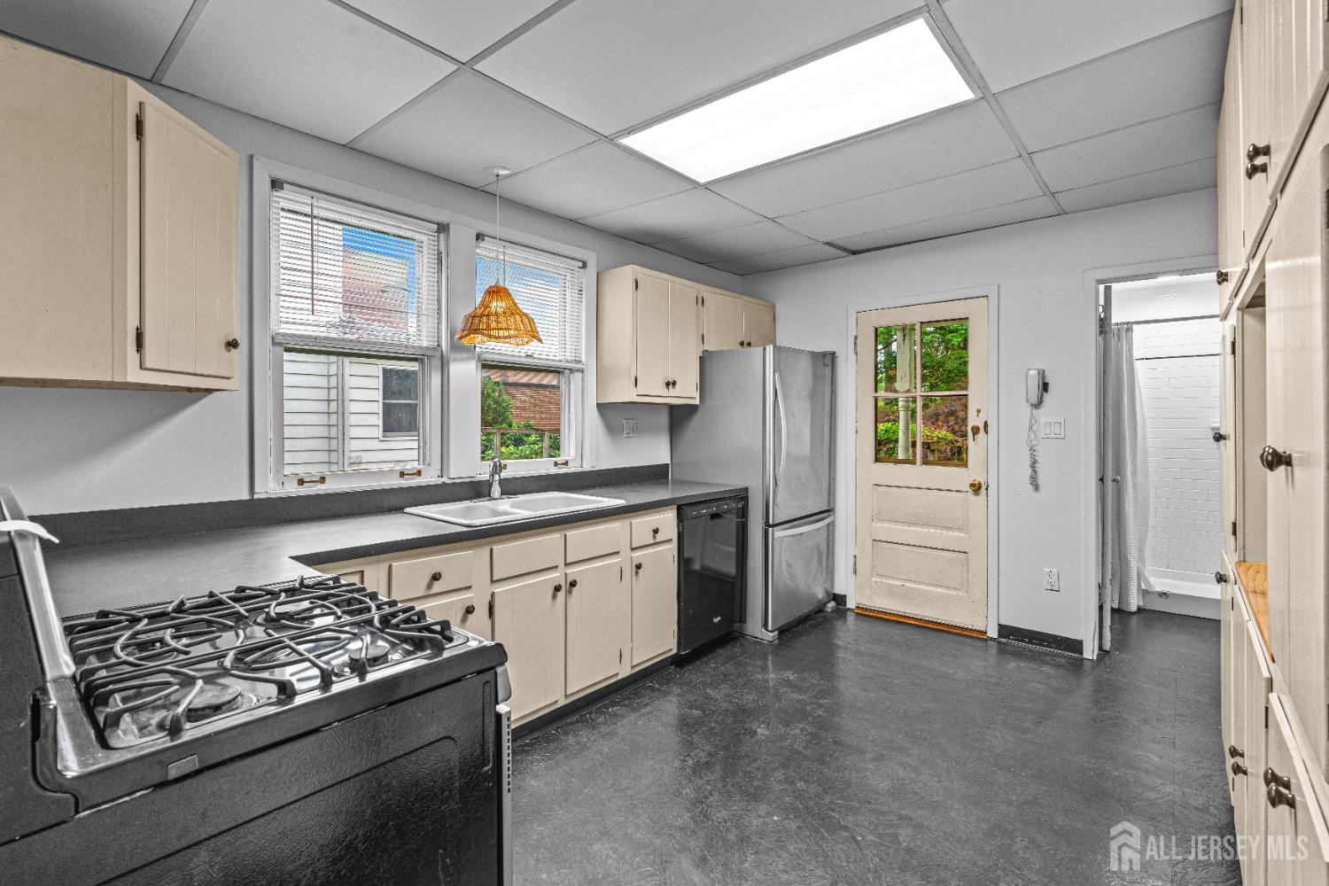 110 N 5th Avenue, Highland Park, NJ, 08904 image 11