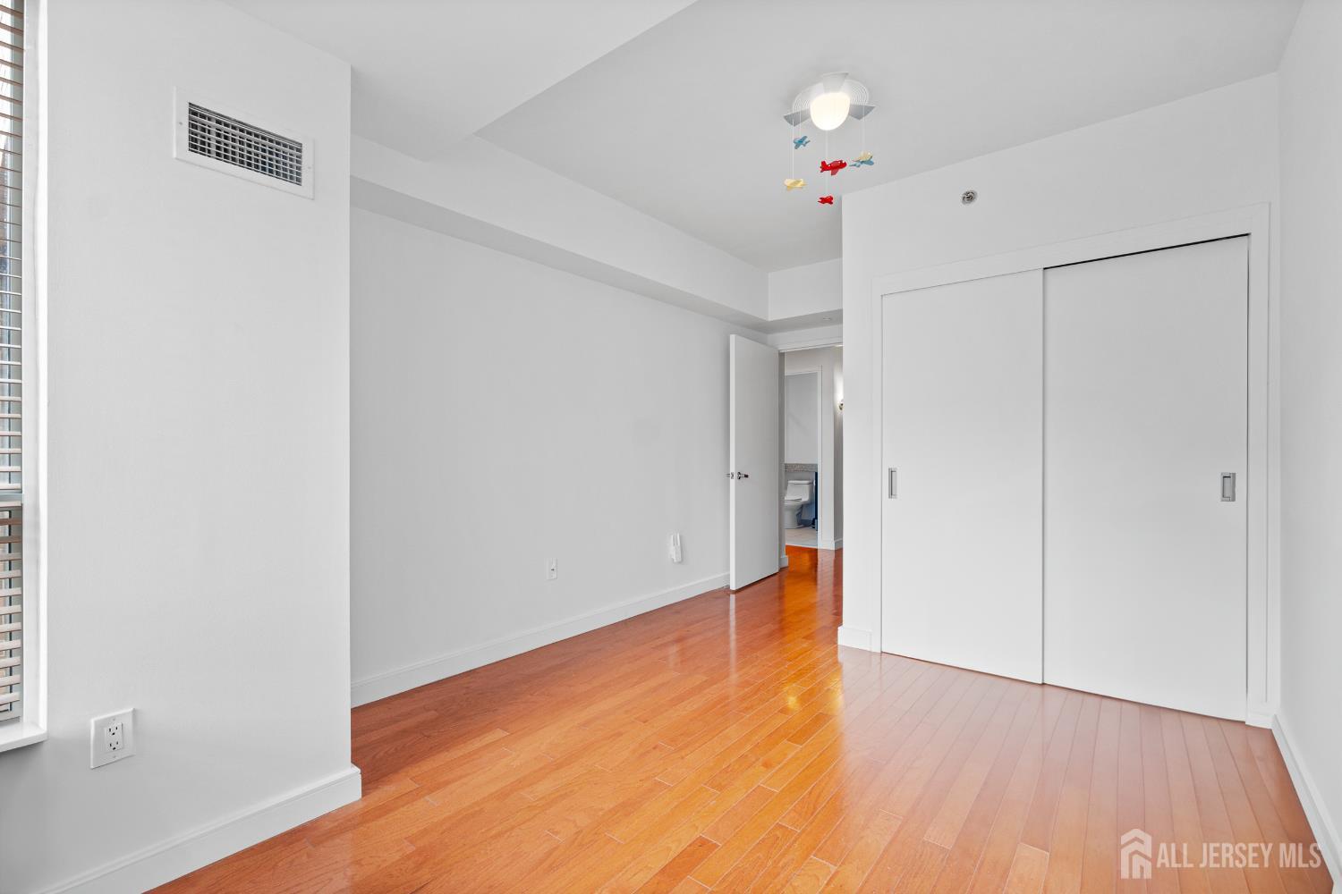 1 Shore Lane 619, Jersey City, NJ, 07302 image 10