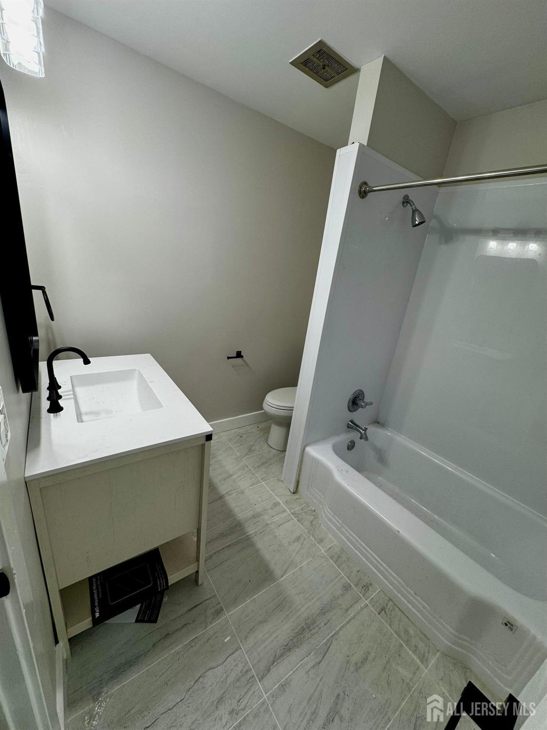 328 franklach Avenue, North Brunswick, NJ, 08902 image 18