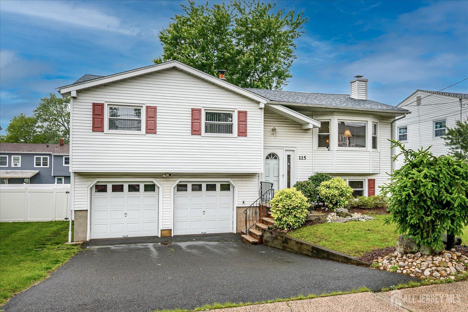 115 Broadway Avenue, Colonia, NJ, 07067