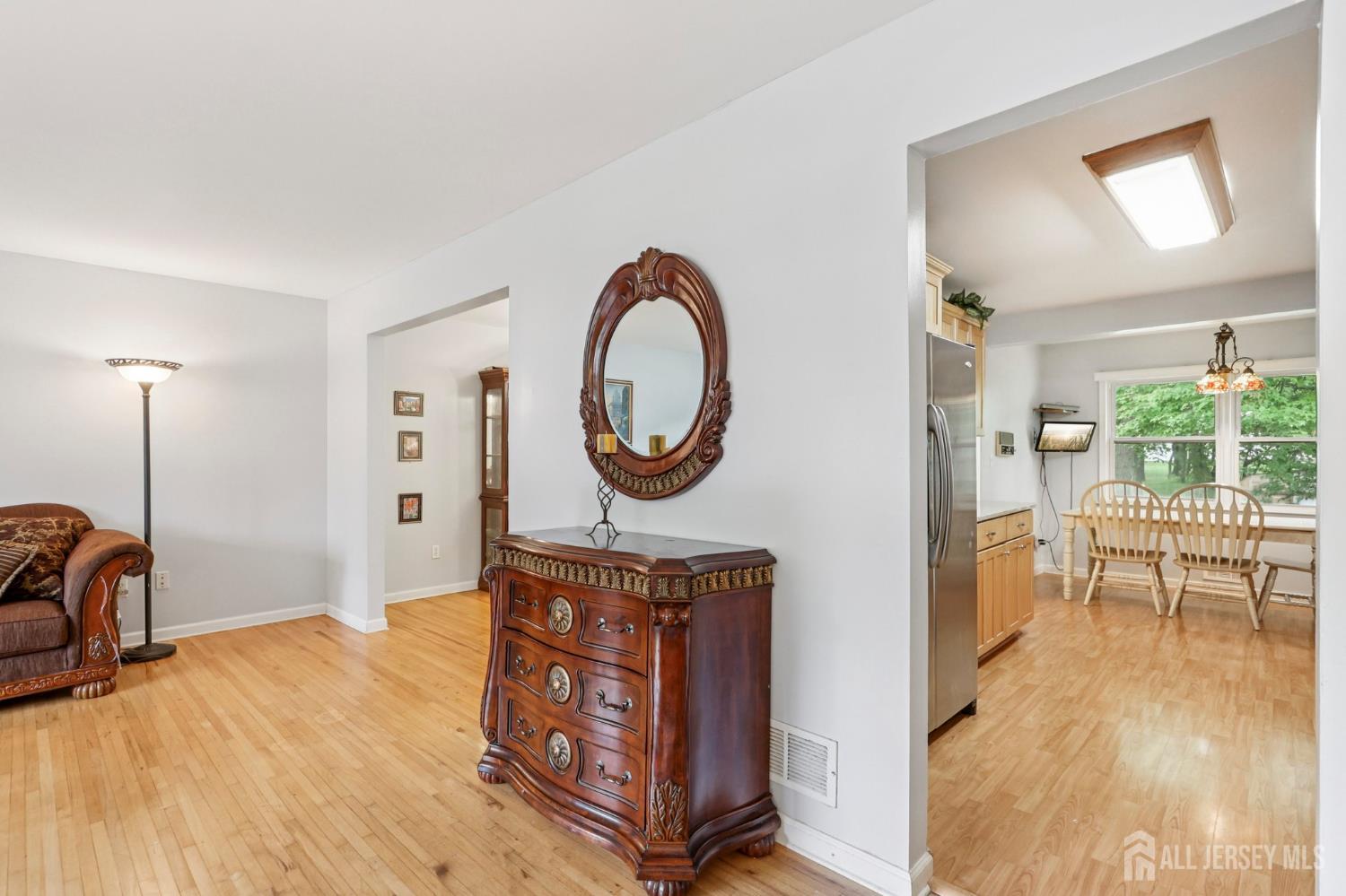 28 Thomas Road, East Brunswick, NJ, 08816 image 8