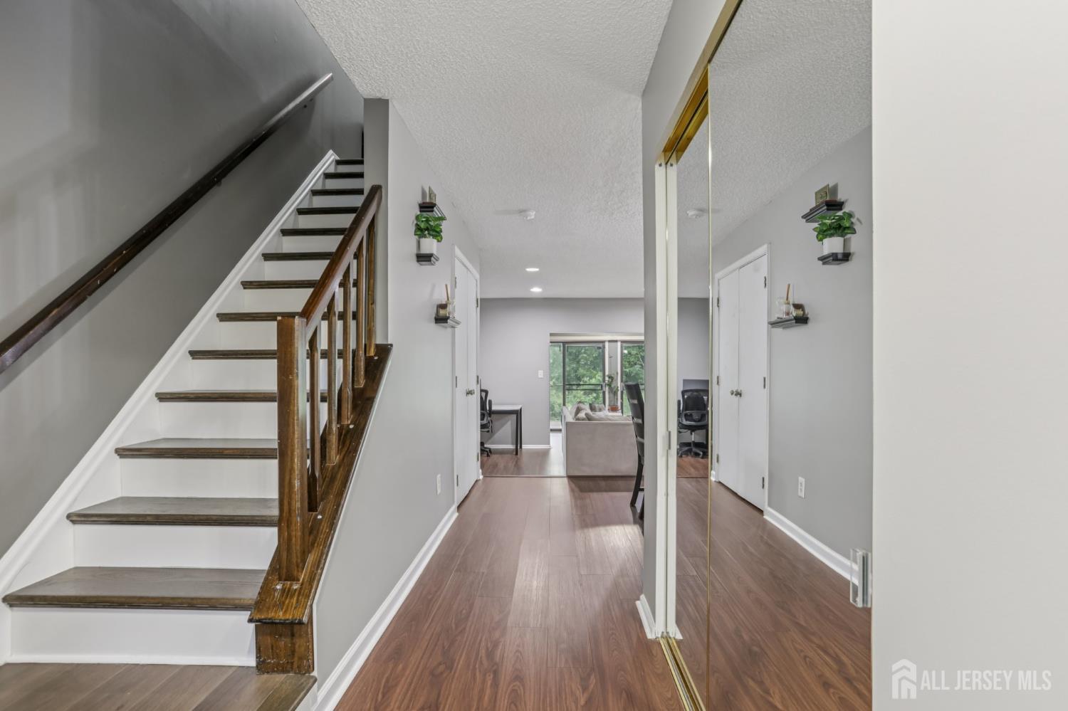 91 Pear Tree Lane Image 4