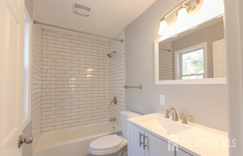 25 4th Place, Piscataway, NJ, 08854 image 8