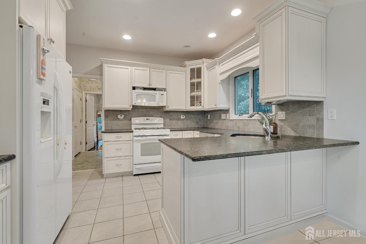 6 Marion Court, Old Bridge, NJ, 08857 image 9