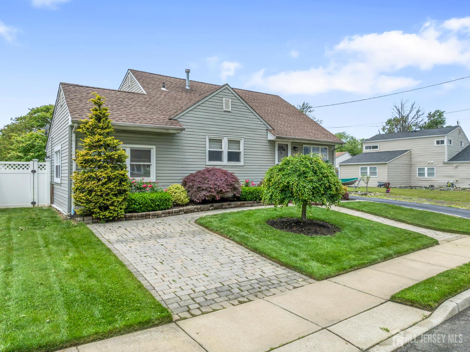 21 Haug Street, Union Beach, NJ, 07735