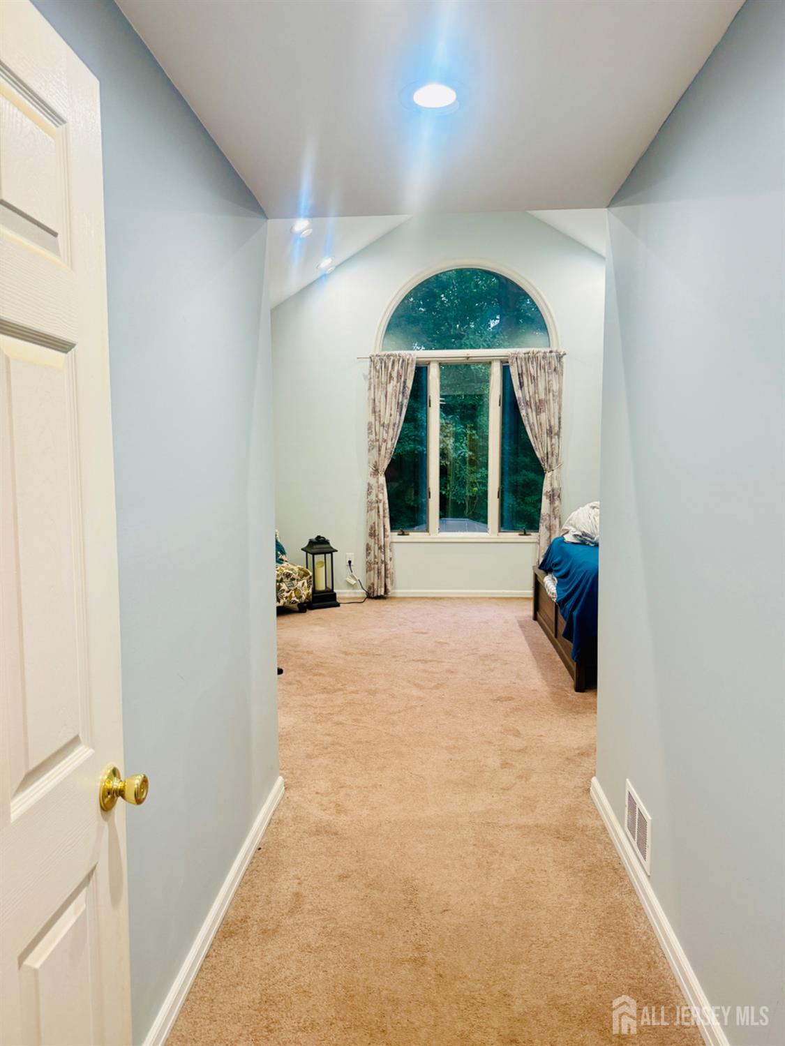 535 Fairview Avenue, Colonia, NJ, 07067 image 19