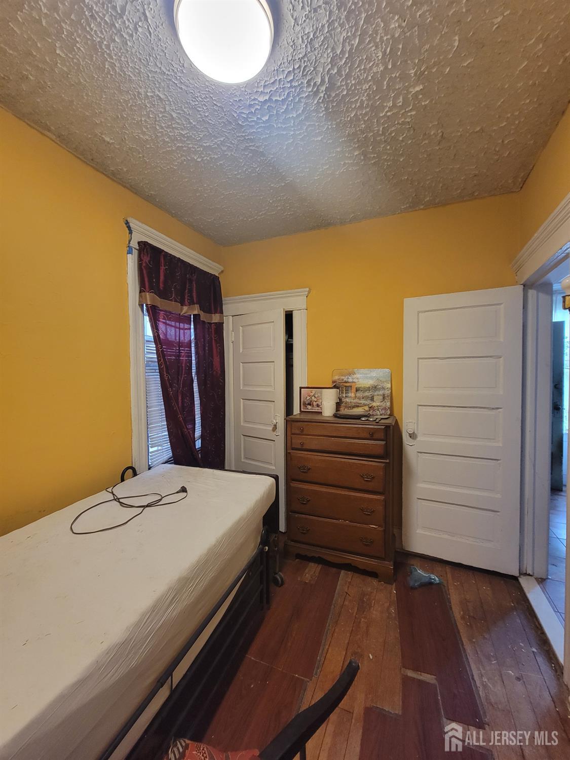25 Dwight Street, Jersey City, NJ, 07305 image 28