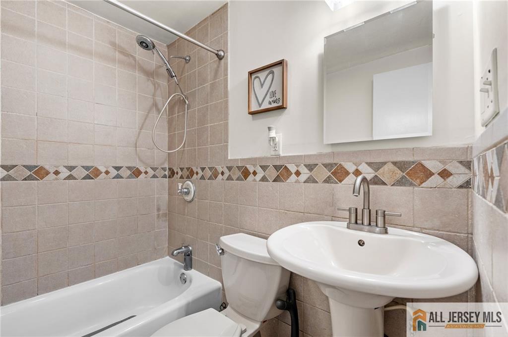 19 Wendy Drive, Old Bridge, NJ, 08857 image 9