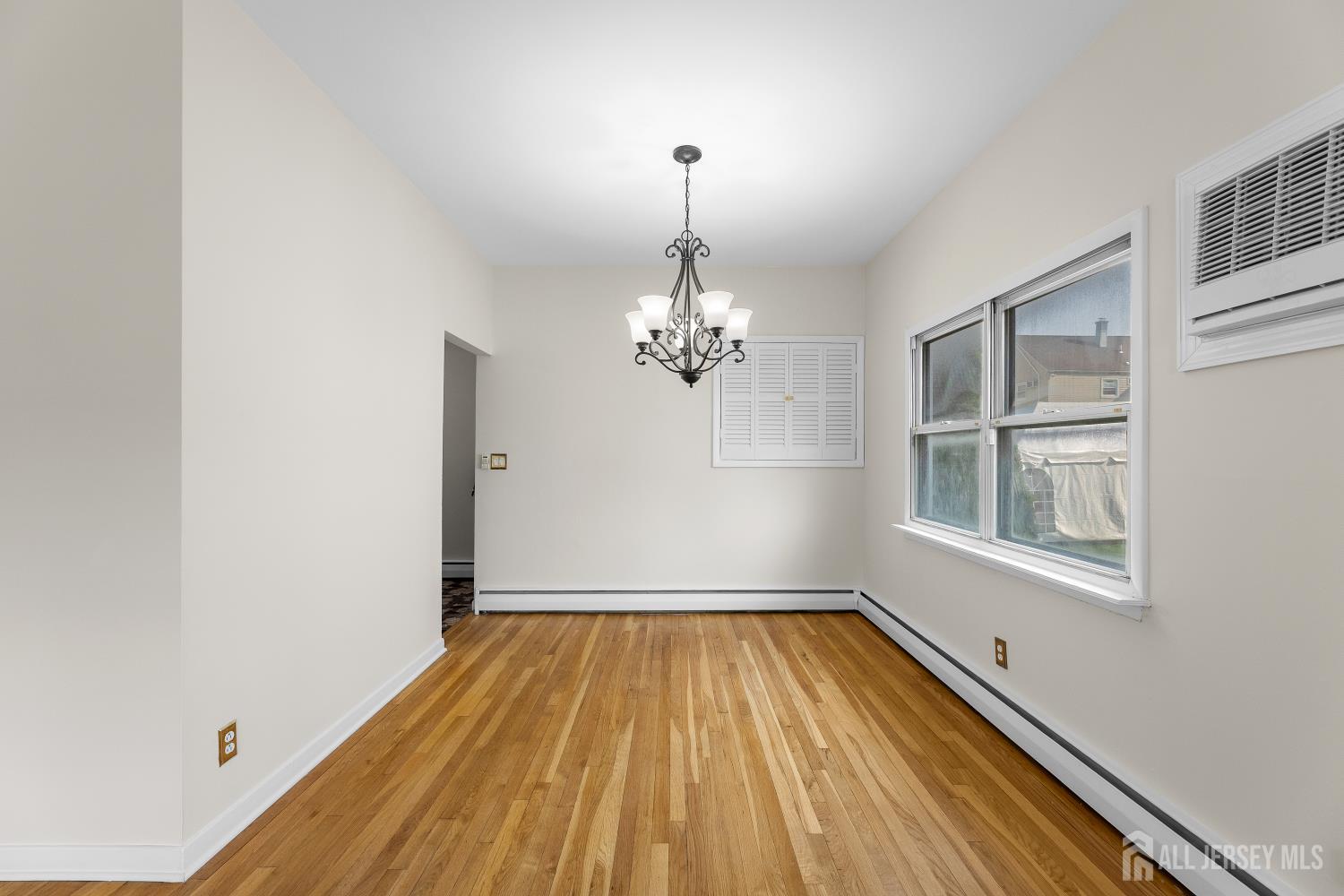 82 Mercer Street, Menlo Park Terrace, NJ, 08840 image 8