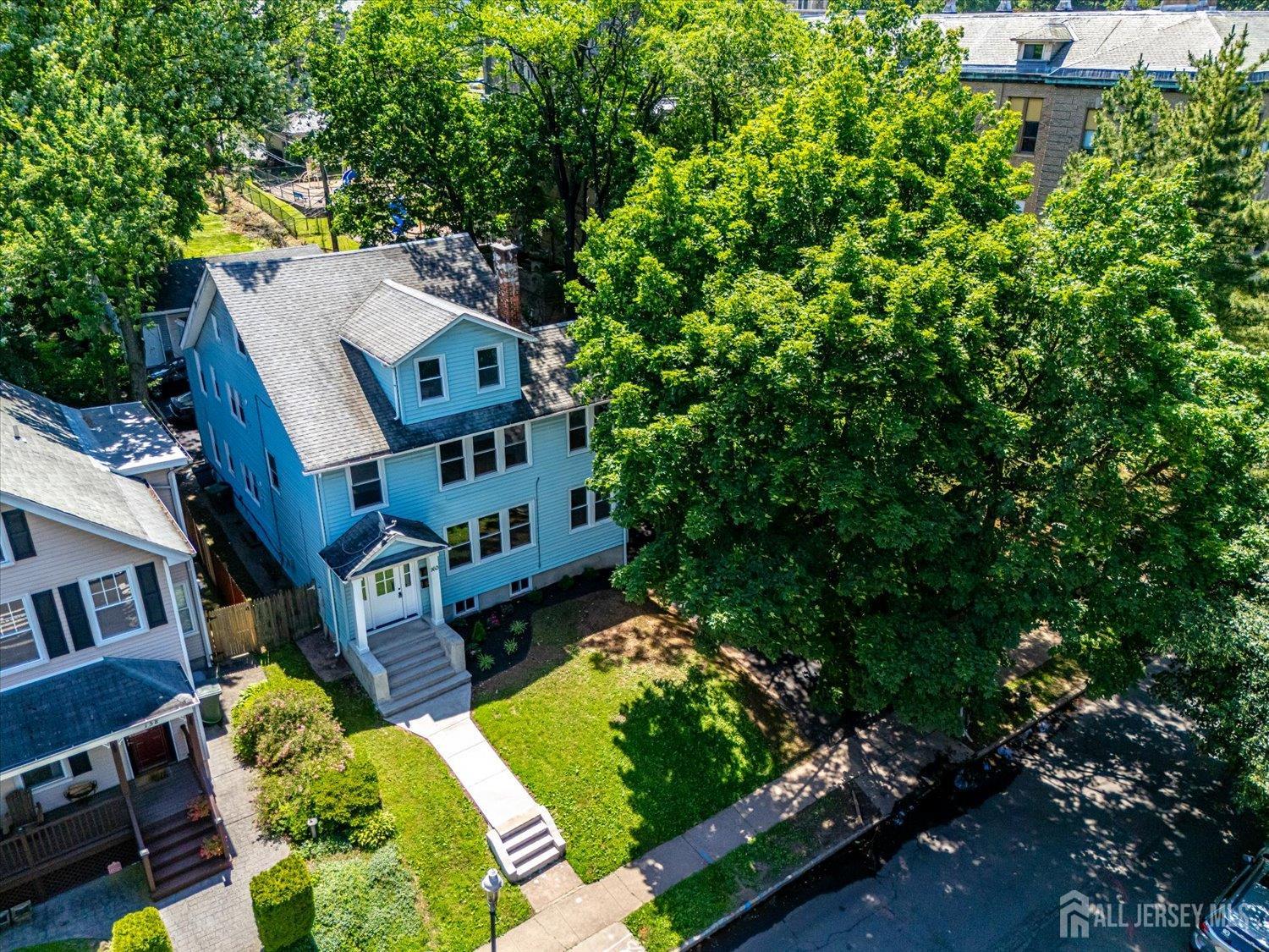 160 academy Street Image 4