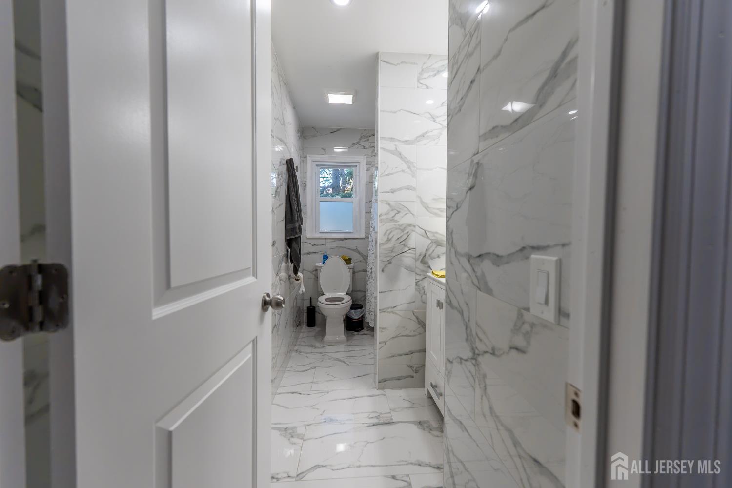 128 Jay Street, Middlesex, NJ, 08846 image 11