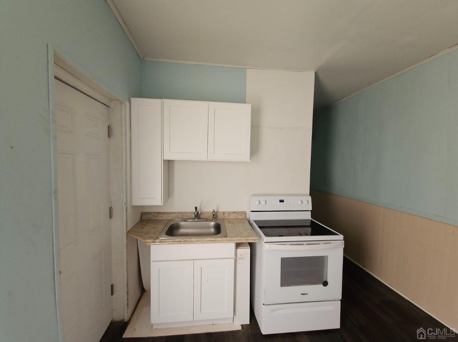 547-547 perry Street, Trenton, NJ, 08618