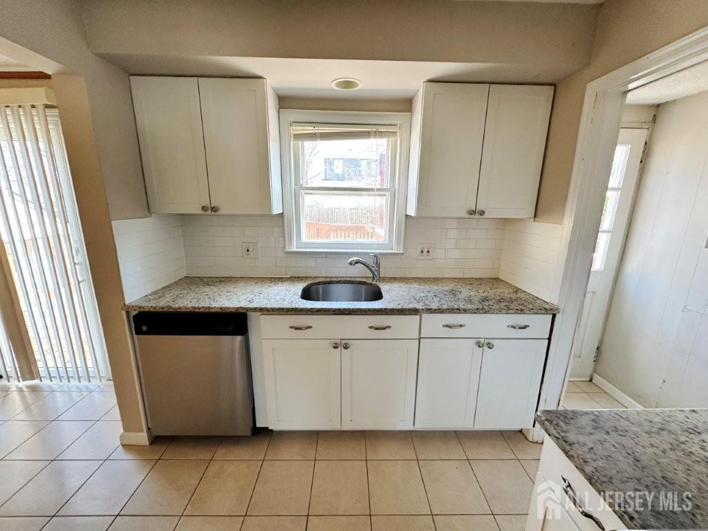 130 Maple Place Image 5