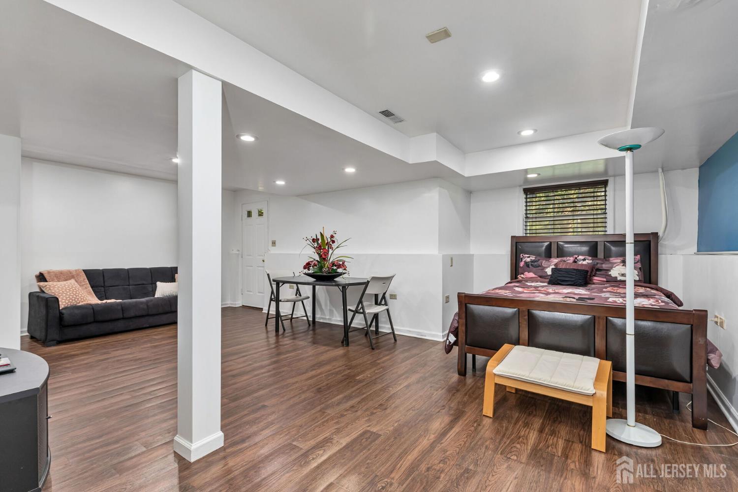 183 Driscoll Court, Franklin Twsp, NJ, 08873 image 32