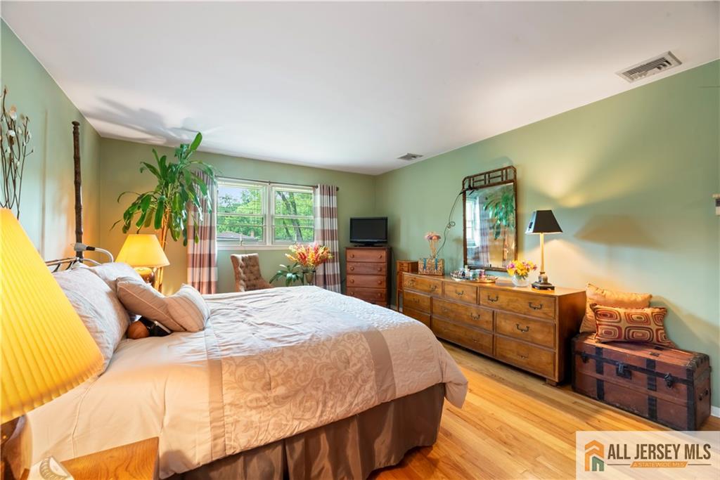 14 Devon Road, Edison, NJ, 08820 image 24