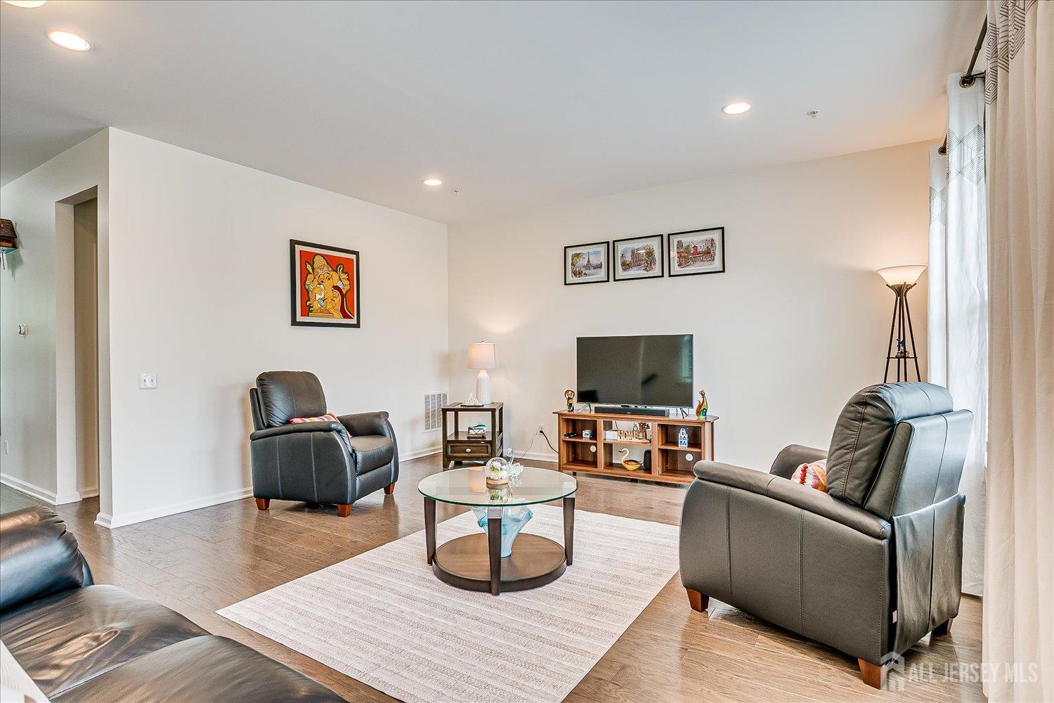 801 Mia Drive, Highland Park, NJ, 08904 image 14