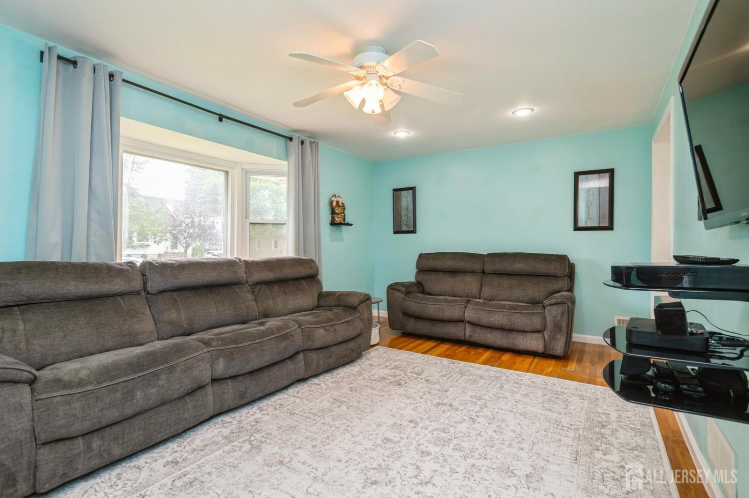 29 De Stefano Avenue Image 4