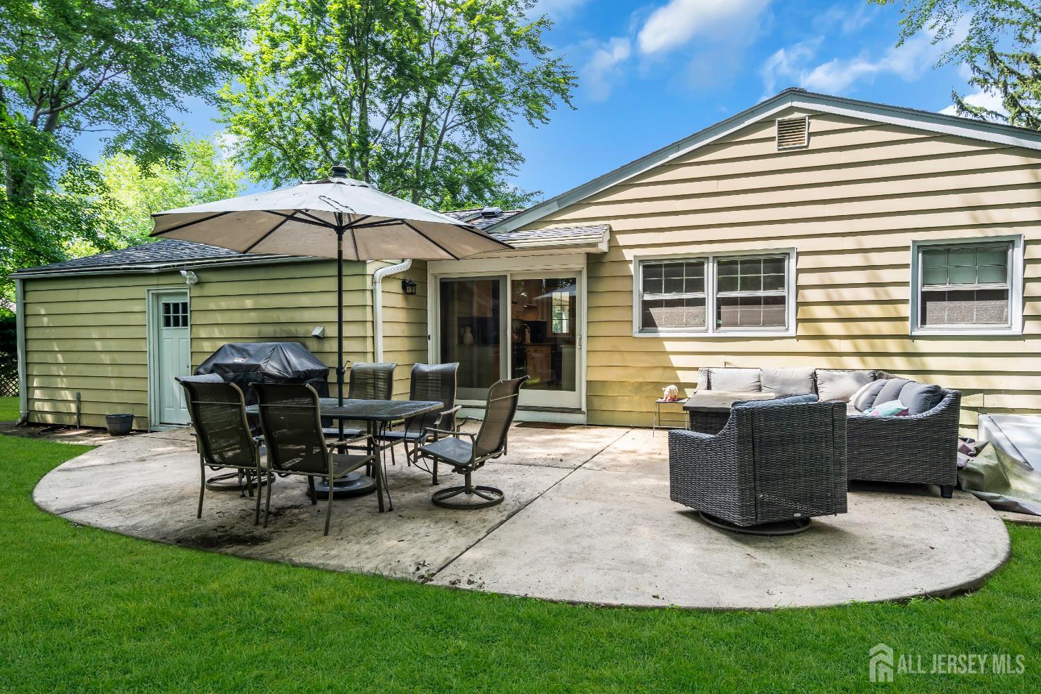 384 Gerry Road, North Brunswick, NJ, 08902 image 35