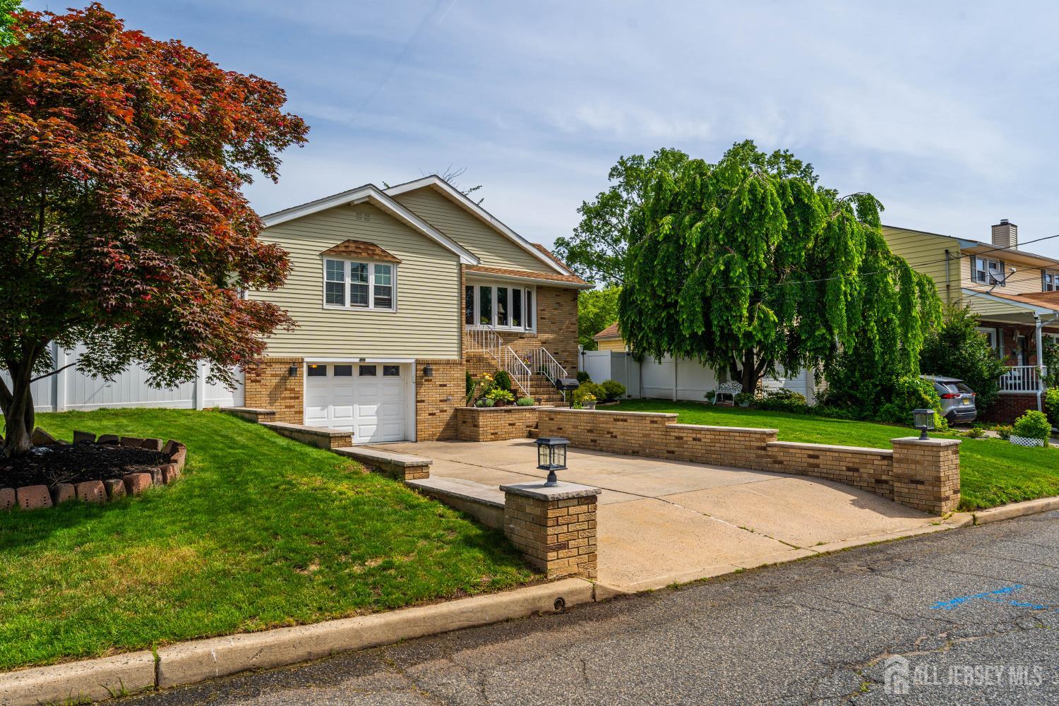 201 Summit Avenue, Fords, NJ, 08863