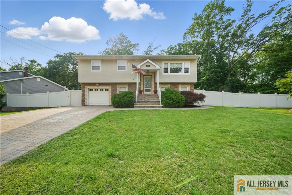 102 Murdock Street Image 2