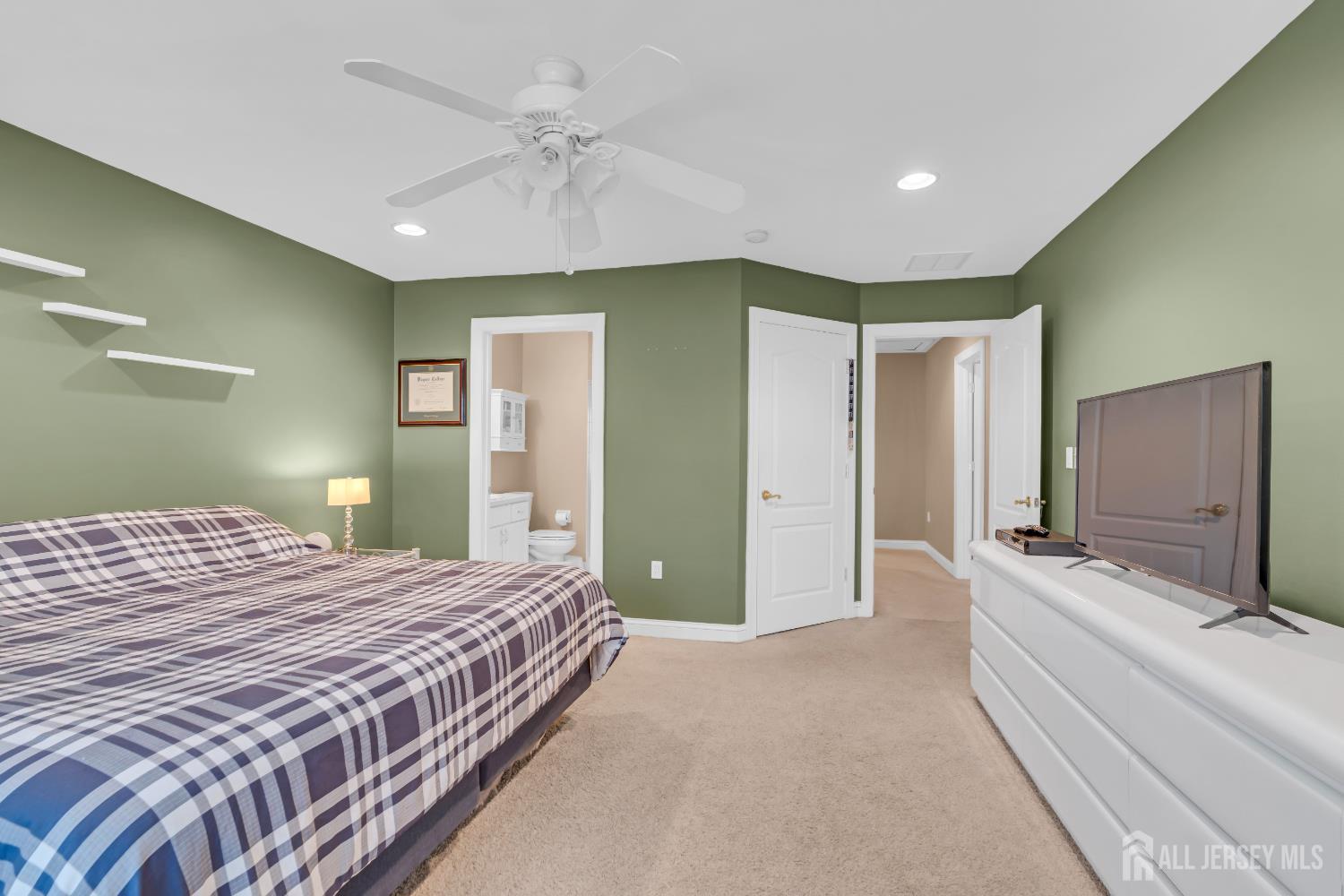 329 Valley View Circle, Freehold Twp, NJ, 07728 image 38