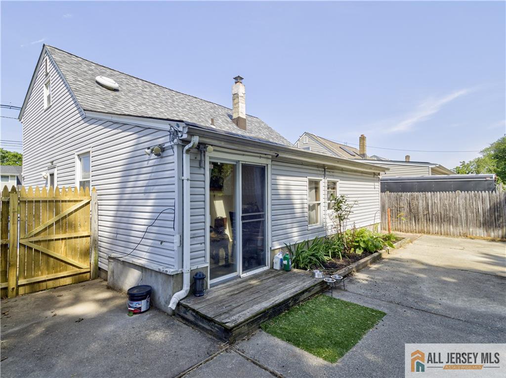 12 Louis Street, Hopelawn, NJ, 08861 image 17