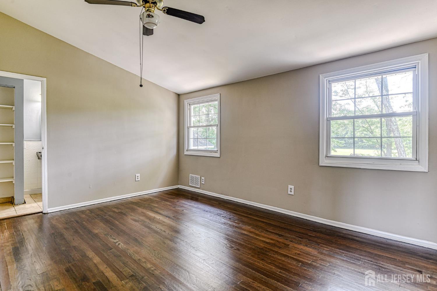 281 Cindy Street, Old Bridge, NJ, 08857 image 15