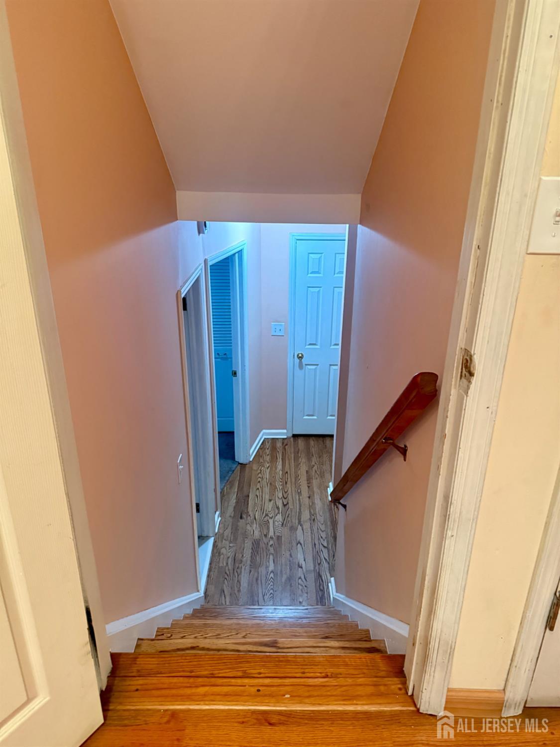 535 Fairview Avenue, Colonia, NJ, 07067 image 18