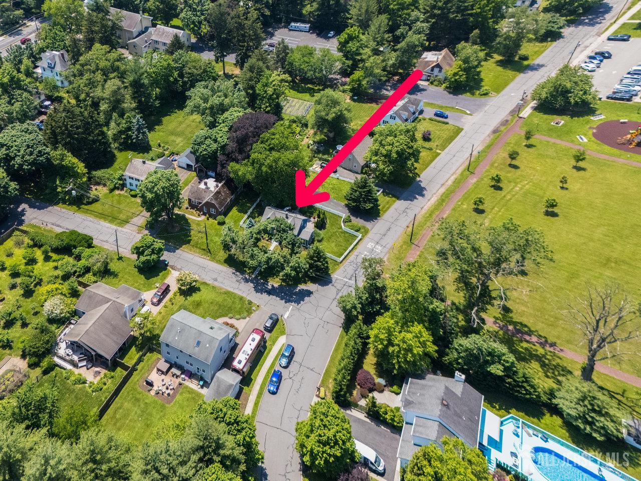 10 Shaw Drive, Franklin, NJ, 08528 image 39