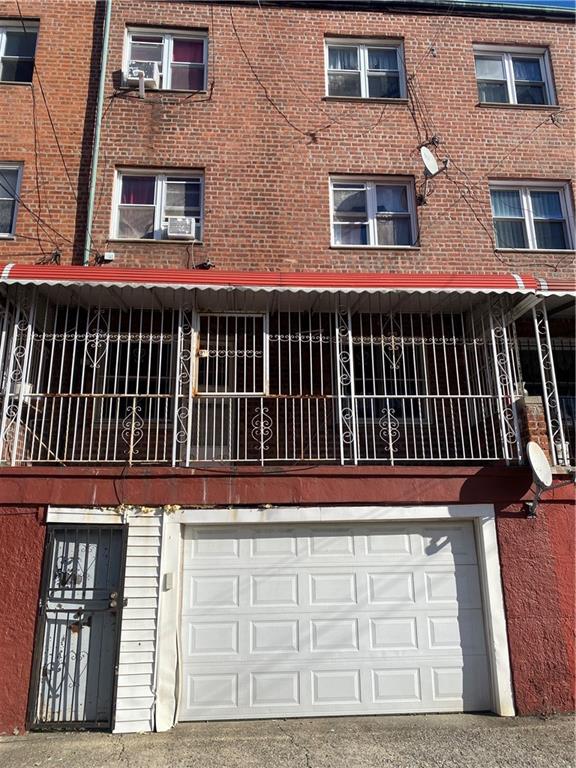 654 Autumn Avenue, Brooklyn, New York, 11208 image 7