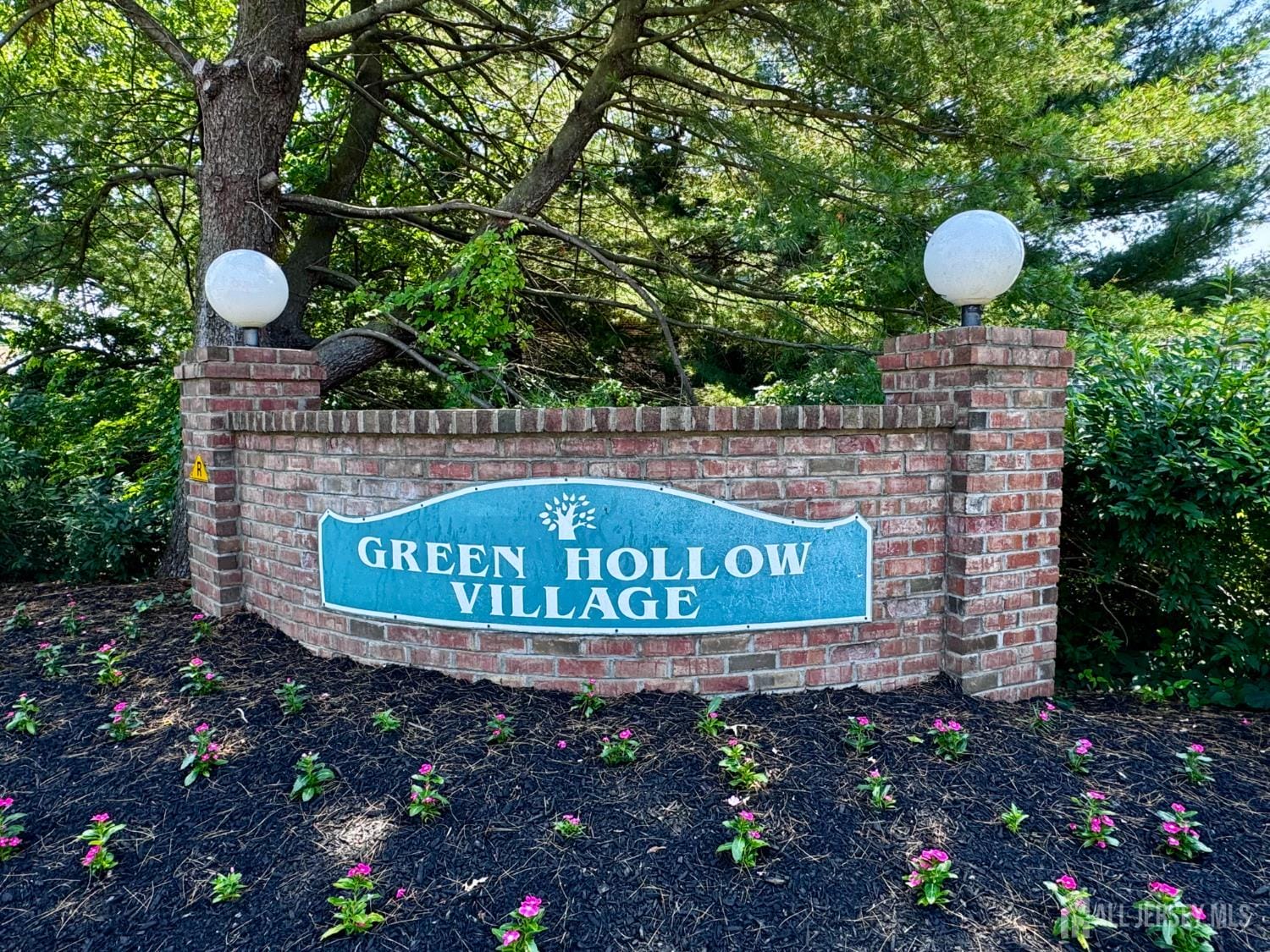311 Green Hollow Drive Image 1