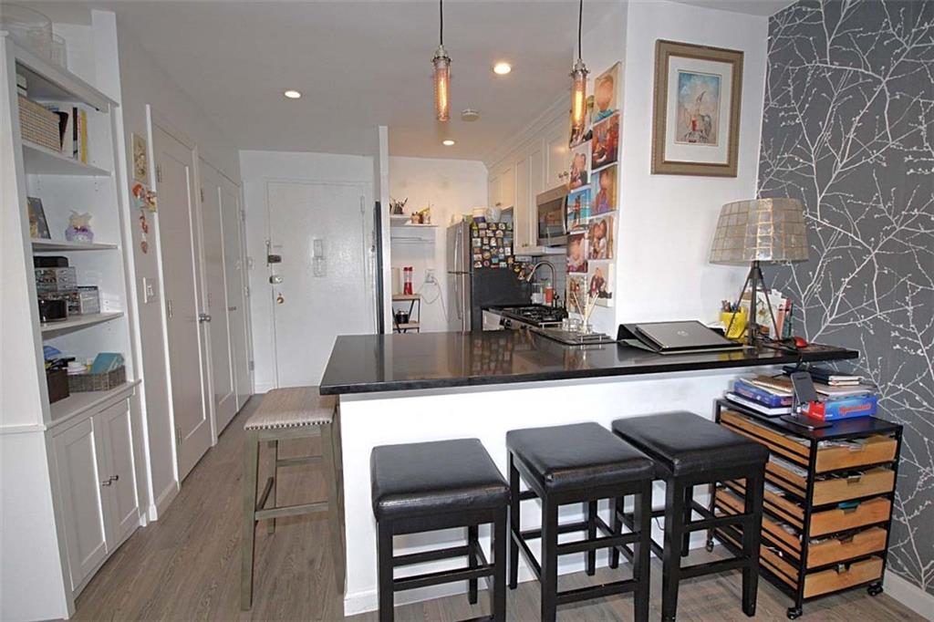 1000 Clove Road 7G, Staten  Island, New York, 10301 image 7