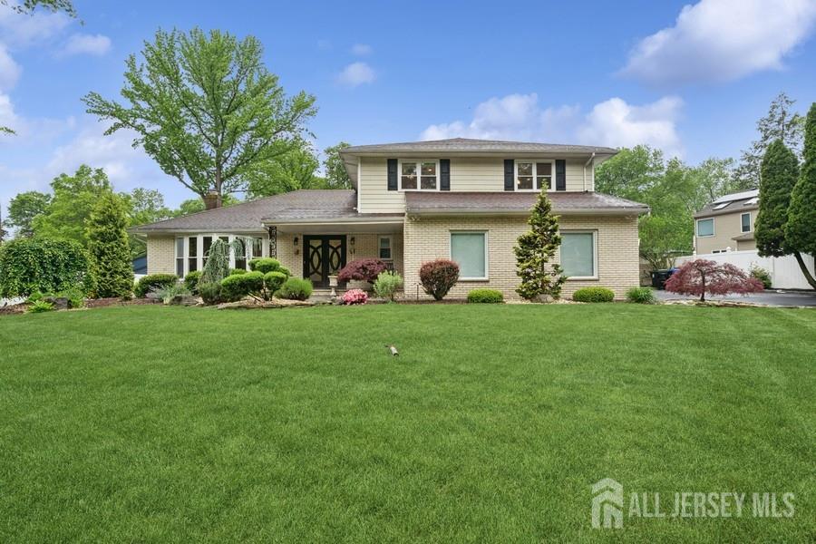 9 Valley Forge Drive Image 1