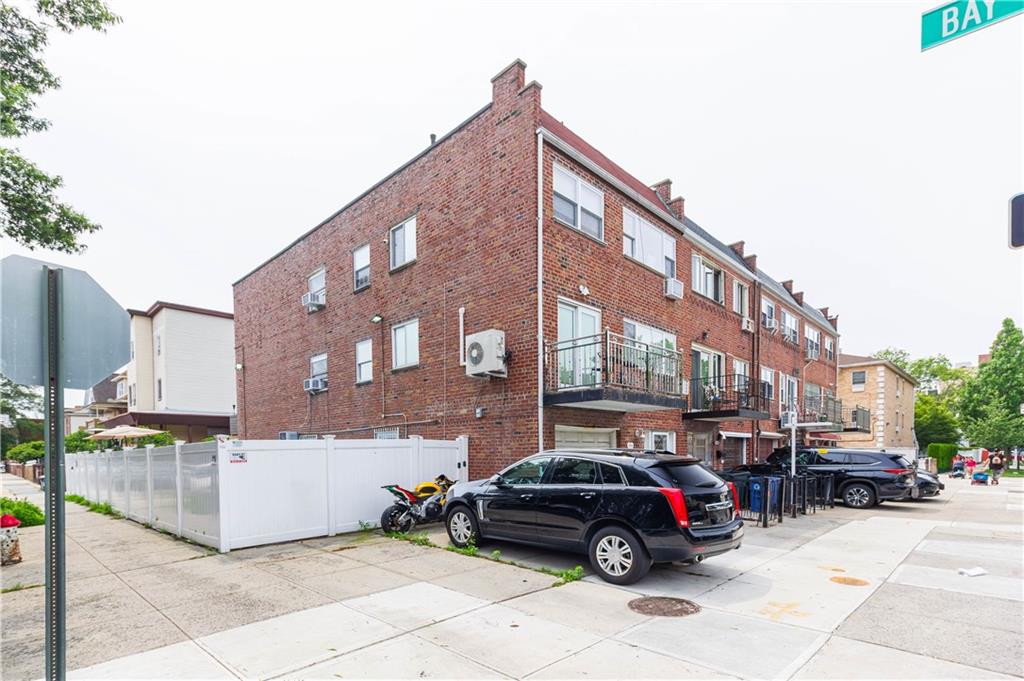46 Rutherford Place, Brooklyn, New York, 11214 image 23