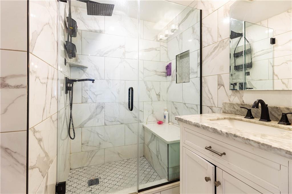 46 Rutherford Place, Brooklyn, New York, 11214 image 8