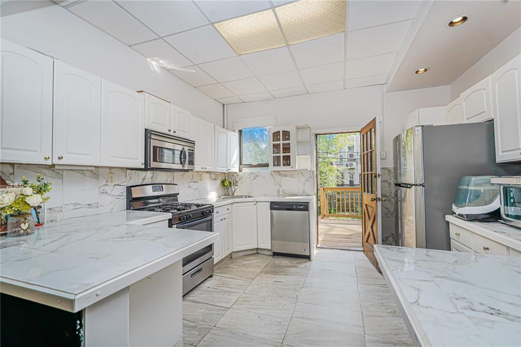 436 76th Street, Brooklyn, New York, 11209 image 12