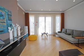 164 Oxford Street, Brooklyn, New York, 11235 image 14