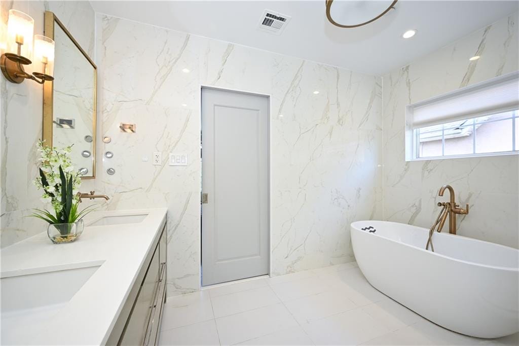 31 Bell Point Drive, Brooklyn, New York, 11234 image 18