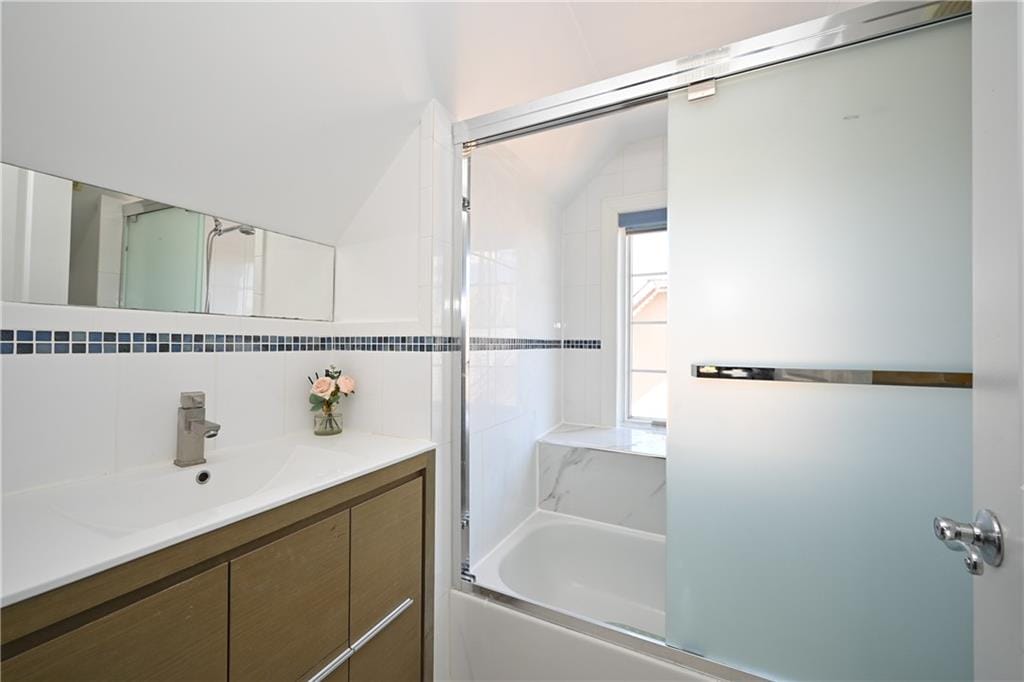31 Bell Point Drive, Brooklyn, New York, 11234 image 20