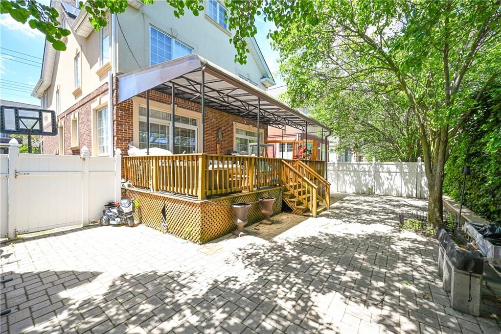 31 Bell Point Drive, Brooklyn, New York, 11234 image 22