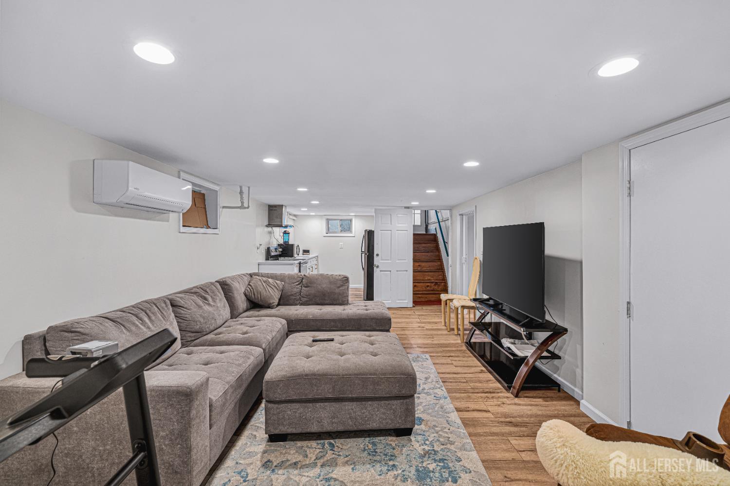 425 Grove Avenue, Metuchen, NJ, 08840 image 17