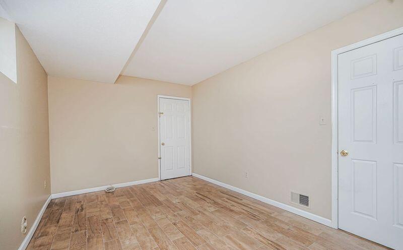 32 Kelly Boulevard, Staten  Island, New York, 10314 image 13