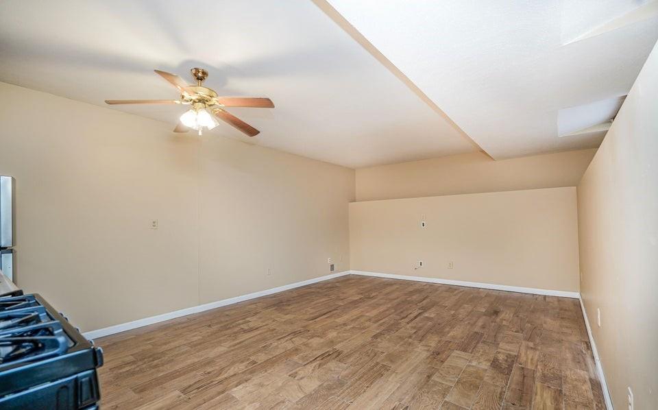 32 Kelly Boulevard, Staten  Island, New York, 10314 image 17